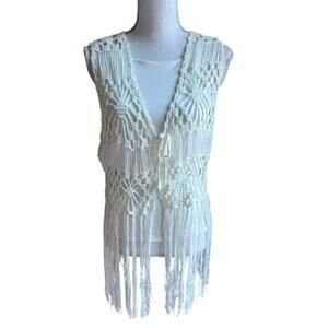 Underwraps white crochet floral fringed knit sleeveless cardigan vest one size